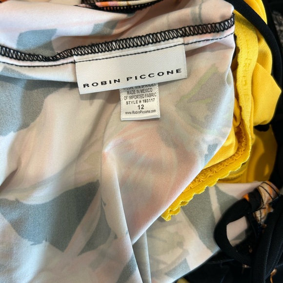 Swimming suit - Picture 4 of 4